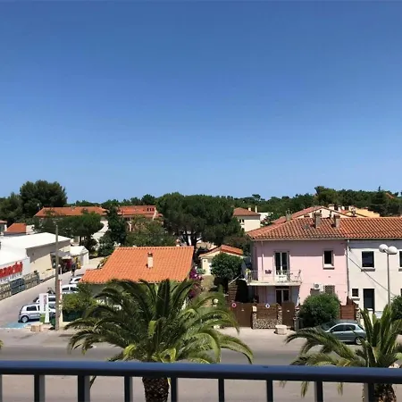 2 Pieces Avec Climatisation Et Loggia A Argeles-sur-mer, Proche Commerces Et - Fr-1-388-87 *